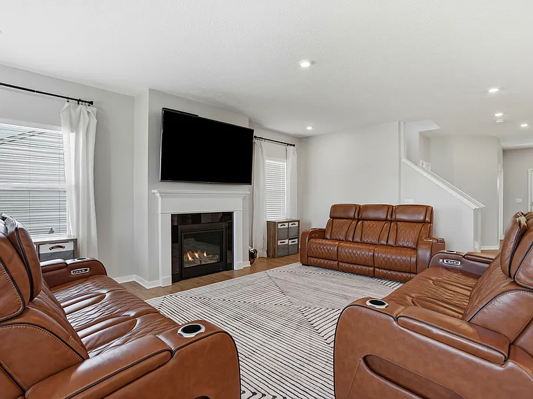 27 Hemingway Ave — Photo 9