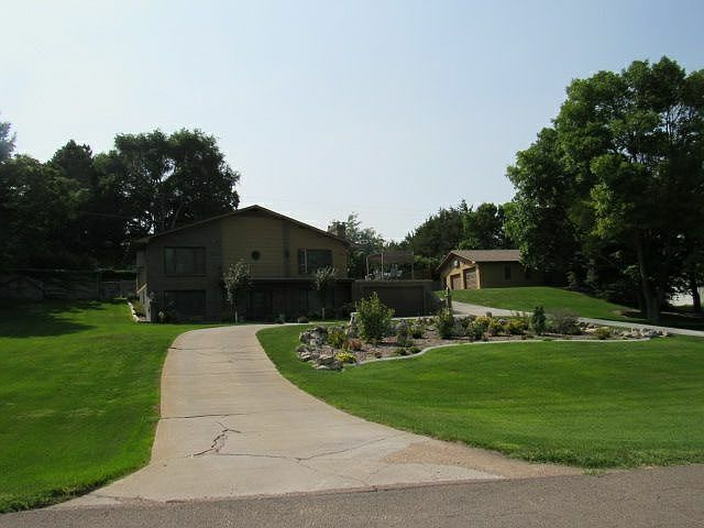 1st image of 802 Tomahawk Drive