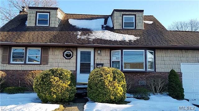 1st image of 2514 Falcon St