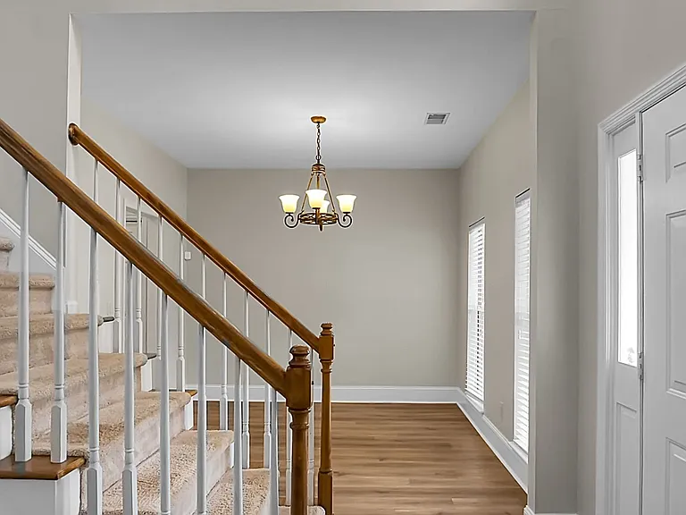 3274 Middleburry Ln — Photo 10