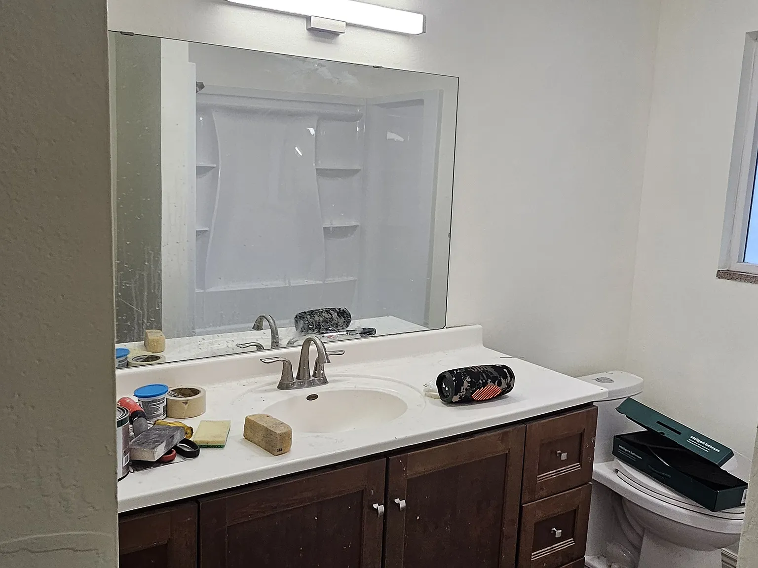 4 bed, 2.5 bath, 2400 sqft, $2,800 — Photo 3
