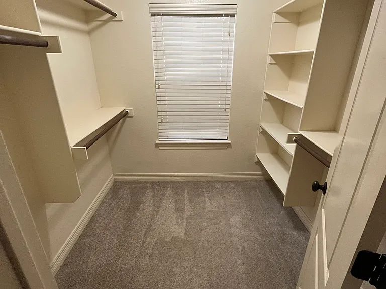3553 E Crow Ln — Photo 19