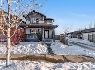 1157 37th Ave NW, Edmonton, AB T6T 0E8