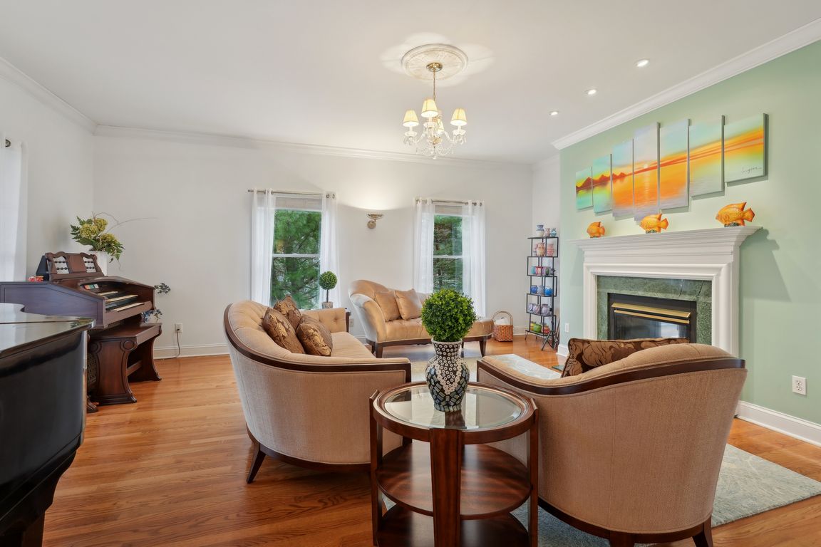 Greenbriar Rd-2204-019.jpg