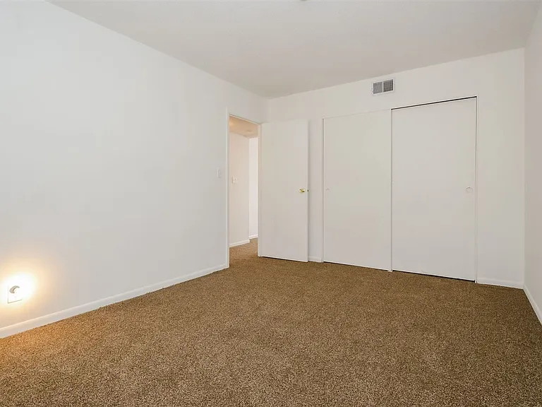 1408 21st Avenue Pl — Photo 5