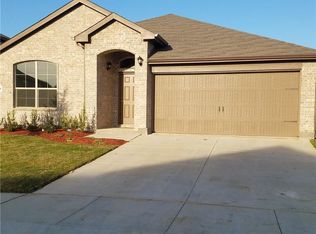 8225 Flythe Mill Rd, Fort Worth, TX 76120