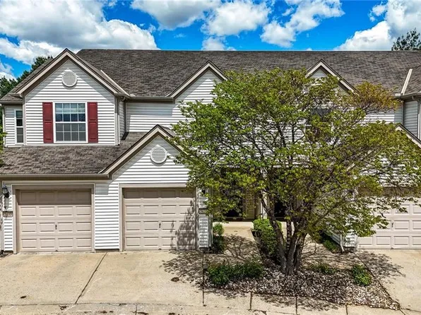 5431 Hickory St, Kansas City, MO 64118