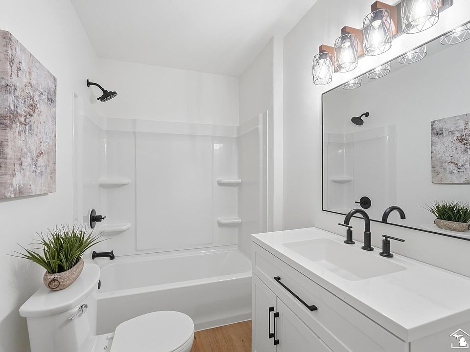 33106 W Jefferson Ave, photo 25