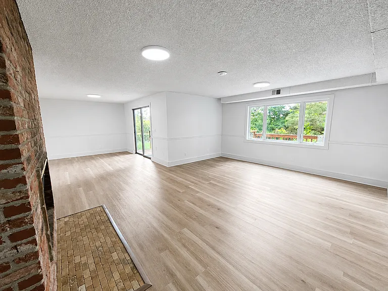 6535 SW 90th Ave — Photo 19