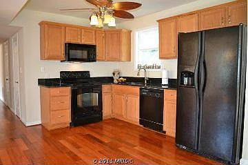 2nd image of 115 Pewter Ln