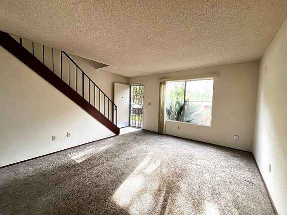 4th image of 153 Brightwood Ave #B