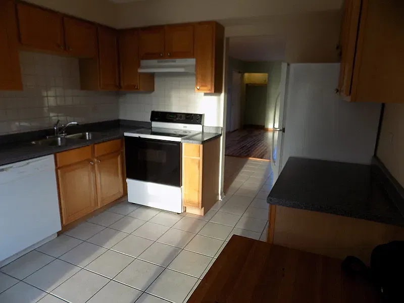 5403 Chateau #3