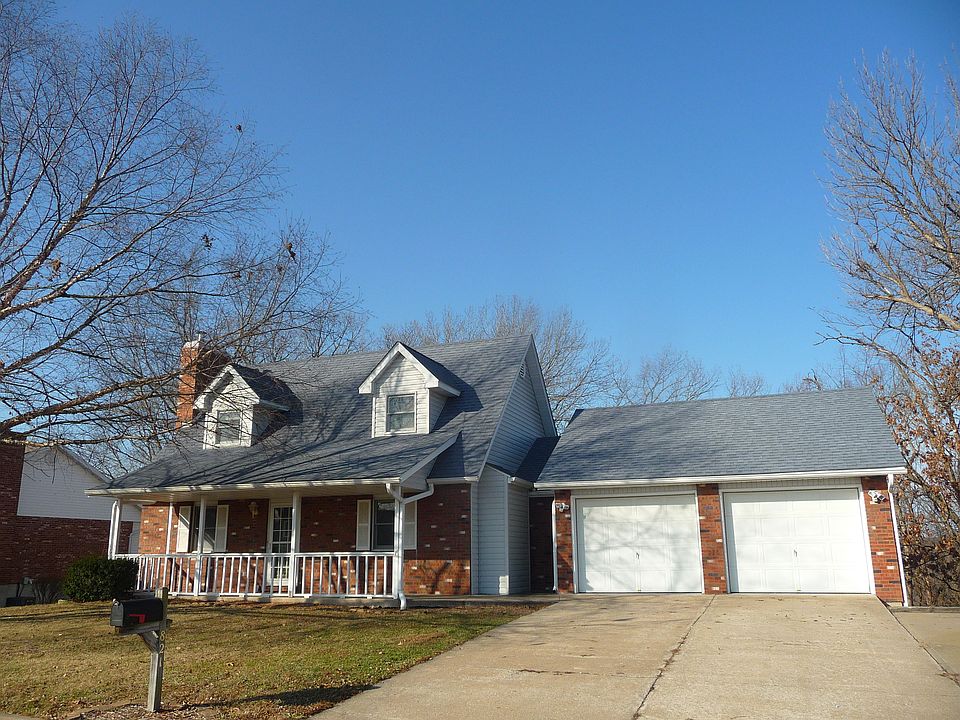 1st image of 821 Shawn Dr