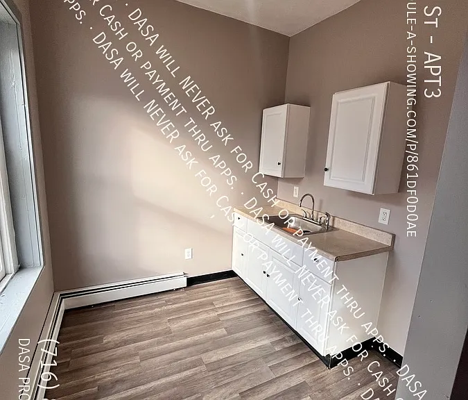 33 Allen St #3 — Photo 5