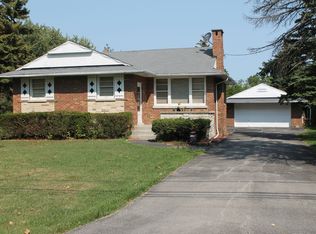 606 W Pleasant Ln, Lombard, IL 60148