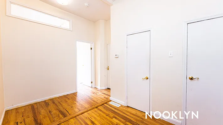 Rented by Nooklyn NYC LLC | media 23