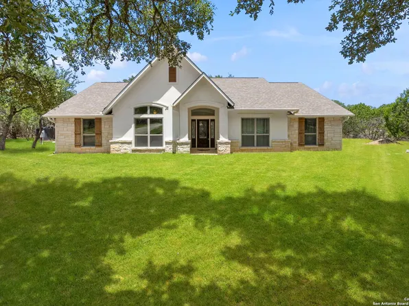 278 Mustang Crossing, Pipe Creek, TX 78063