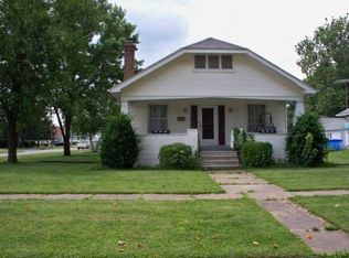 1621 S 15th St, Burlington, IA 52601