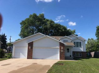 3226 19th St S, Saint Cloud, MN 56301