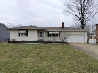 1177 Woodlawn Ave, Girard, OH 44420