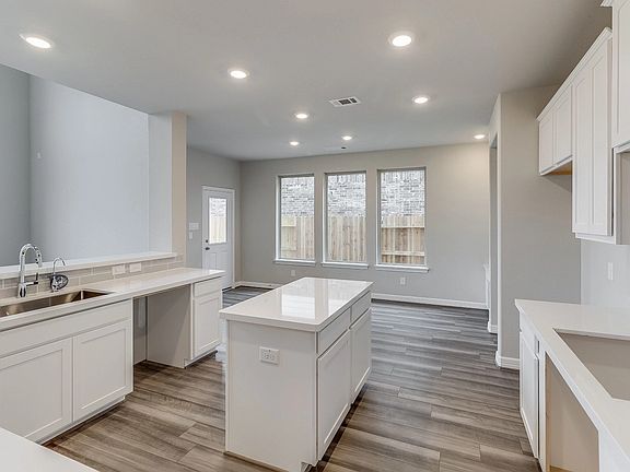 Sample product photo. Actual exterior and interior selections may vary by homesite. Photo may be vir