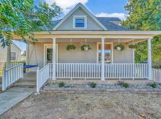 422 S Pennsylvania Ave, Mangum, OK 73554