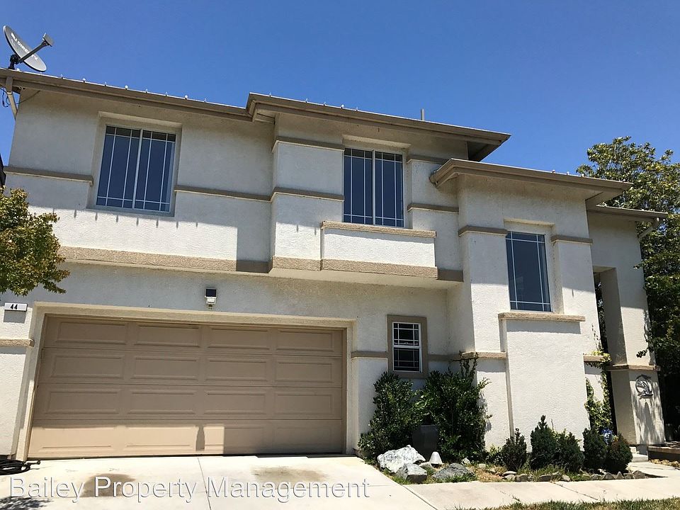 1st image of 44 Monterey Vista Dr
