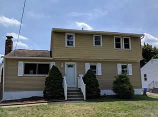 604 Grant Ave, Magnolia, NJ 08049