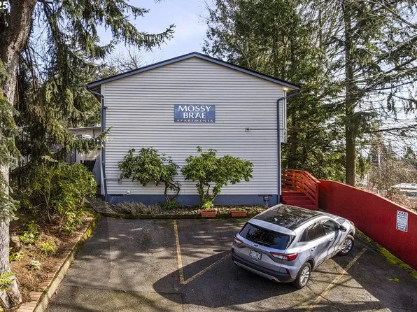 7820 SW 17th Dr, Portland, OR 97219