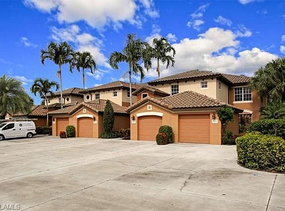 2nd image of 8241 Southern Hills Ct Unit 203