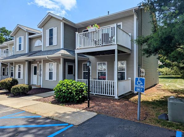 1812 Cambridge Manor Dr