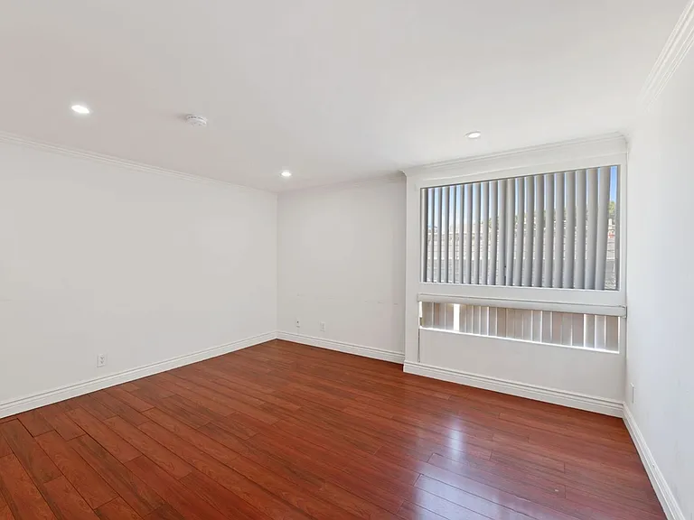 6042 Barton Ave — Photo 11