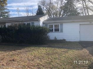 1211 Tyler Dr, Toms River, NJ 08753