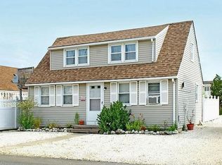 5 E 26th St, Brant Beach, NJ 08008
