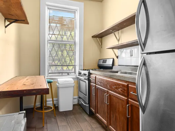 147 Schenectady Avenue image 7 of 7