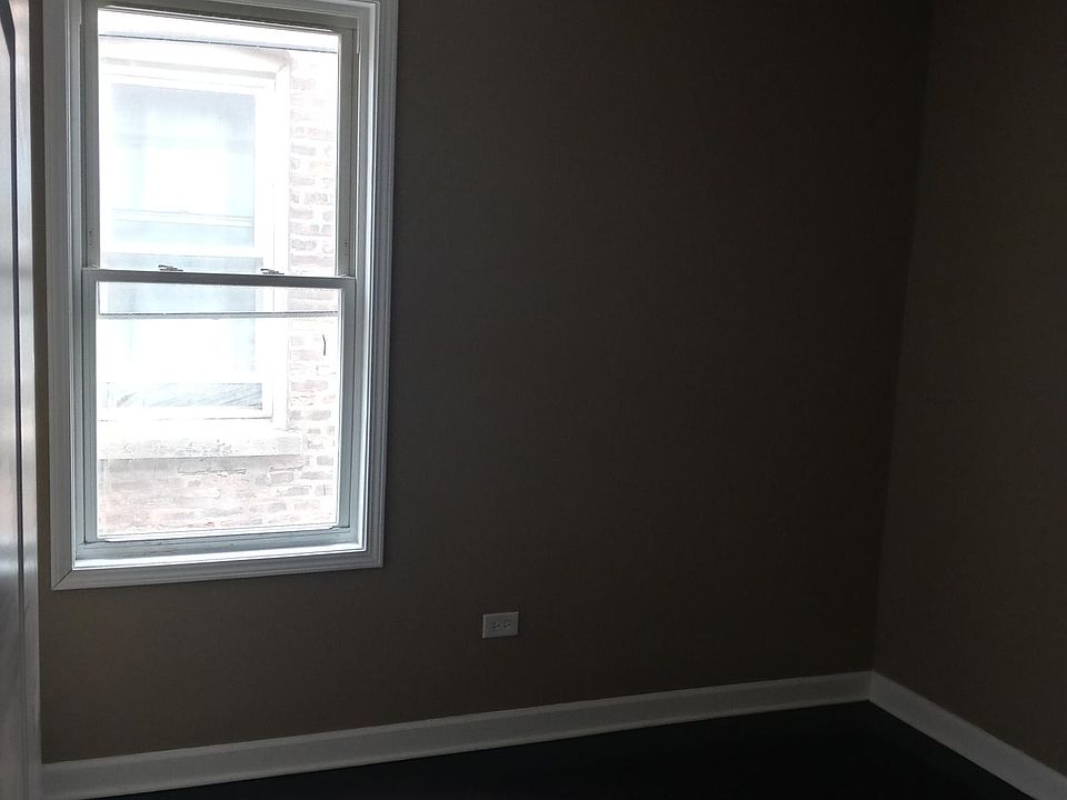 1st image of 160 N Leamington Ave #2