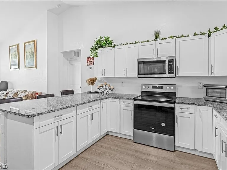 9012 S Indio Ct — Photo 18
