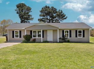 14450 Quinn Rd, Athens, AL 35611
