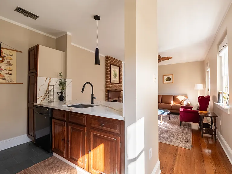 1018 Bienville St #C — Photo 24