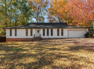 212 Barrett Dr, Mauldin, SC 29662