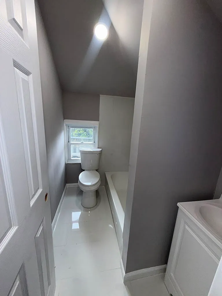 5 bed, $3,000 — Photo 4