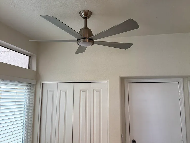 1143 E Frye Rd — Photo 17