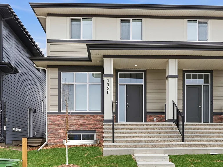 1130 Mahogany Blvd SE #B — Photo 1