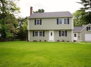 581 Common St, Walpole, MA 02081