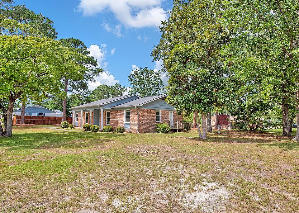 7578 Deerwood Dr, Fayetteville, NC 28303 Zillow