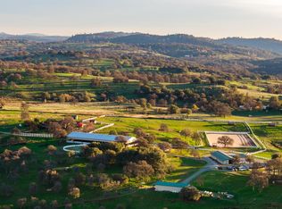 20945 Bear Hollow Rd, Grass Valley, CA 95949