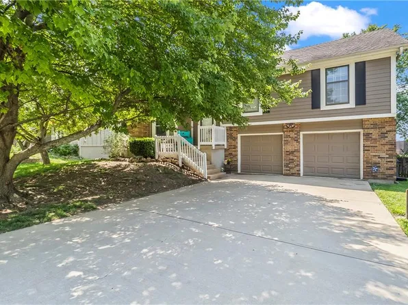 15219 W 125th St, Olathe, KS 66062