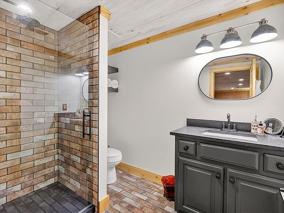 48th image of 157 Giles Ln