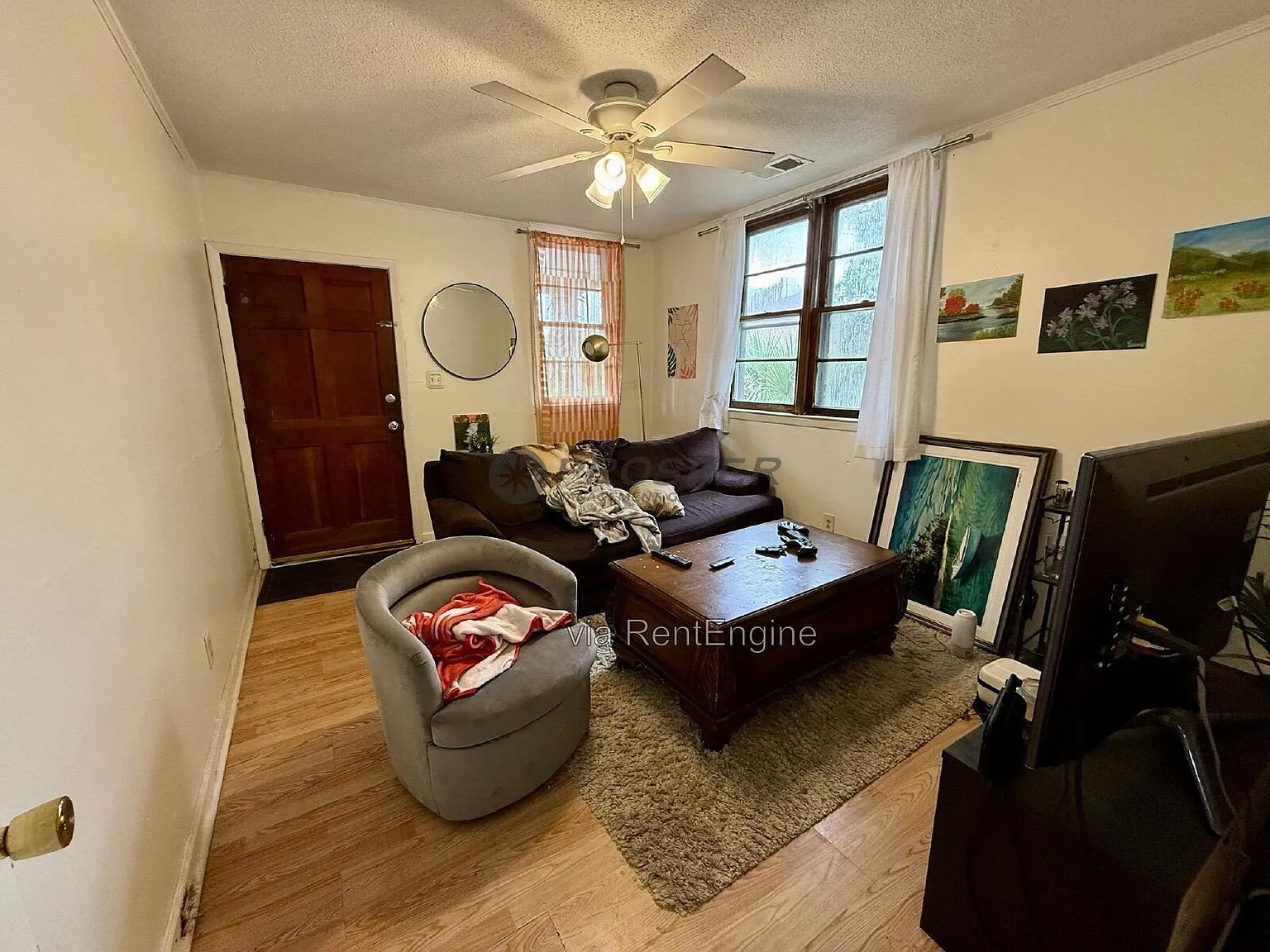 3 bed, 1.0 bath, 1100 sqft, $2,450 — Photo 4
