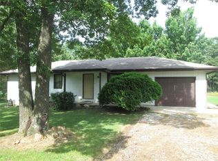 25632 Nugget Dr, Lebanon, MO 65536